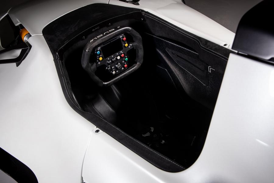 Интерьер BAC Mono R 2019 года  (фото 6 из 30)